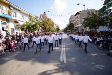 Grevena, 13 Ekim 2018, Grevena kasabasında düzenlenen ulusal geçit töreni