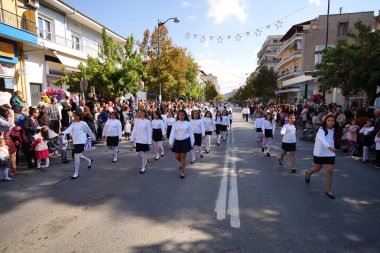Grevena, 13 Ekim 2018, Grevena kasabasında düzenlenen ulusal geçit töreni