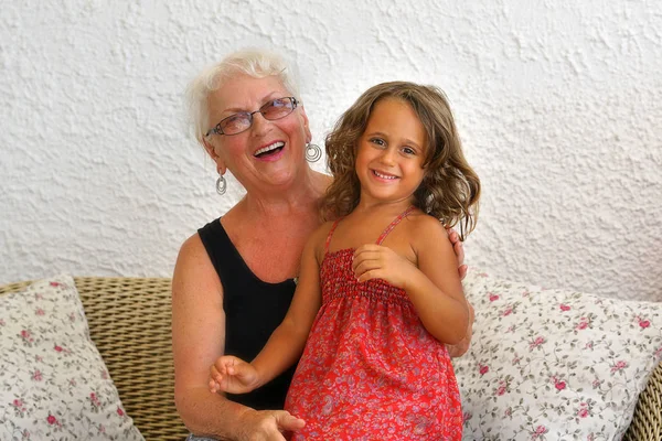 Grandmother and granddaughter — Stock Photo, Image