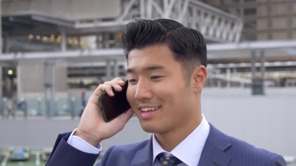 Zakelijke Man Maken Zakelijke Oproep Japan — Stockvideo
