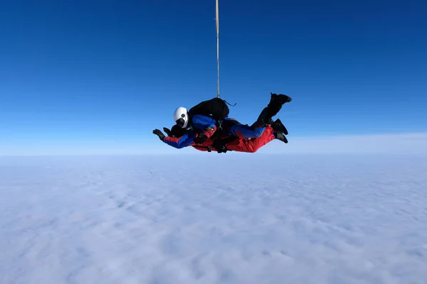 Tandem Dans Ciel Bleu Dessus Des Nuages Blancs Vue Latérale — Photo