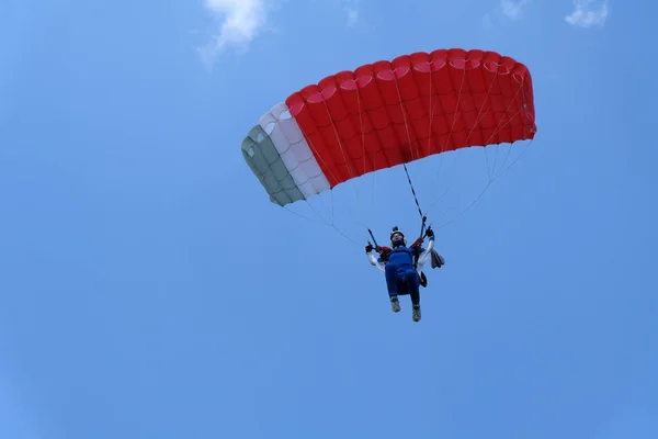 Parachutisme Fille Pilote Parachute — Photo