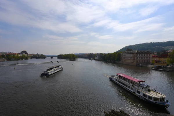 Prag 'da Moldova' da tekneler