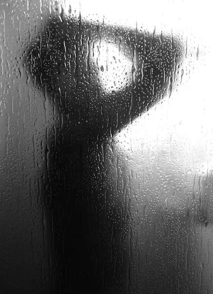 Ein Nackter Mann Der Dusche Hält Die Hände Die Glaswand — Stockfoto
