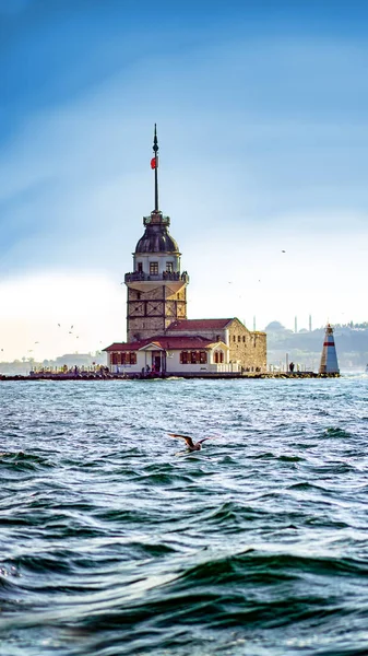 Céu Incrível Torre Donzela Kiz Kulesi Istanbul — Fotografia de Stock