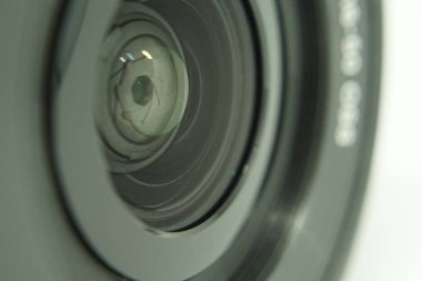 Istanbul / Türkiye 06-14-2018 Sony 16-50 kamera lens, çekim makro priview.