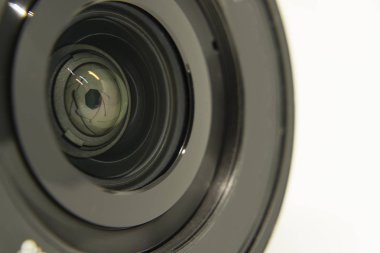 Istanbul / Türkiye 06-14-2018 Sony 16-50 kamera lens, çekim makro priview.