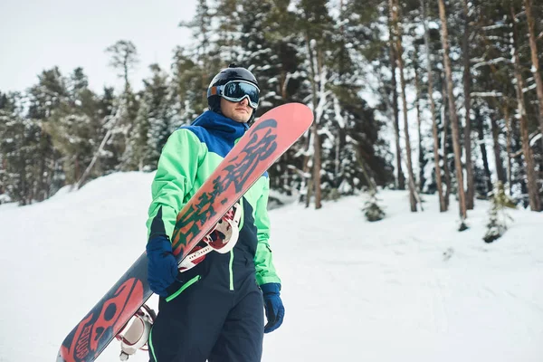 Snowboarder Hold Snowboard Top Hill Close Portrait Snow Mountains Snowboarding — Stock Photo, Image