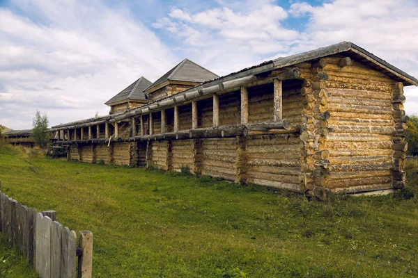 Barracks Built Logs Wood Background Blue Sky — Stock Photo, Image