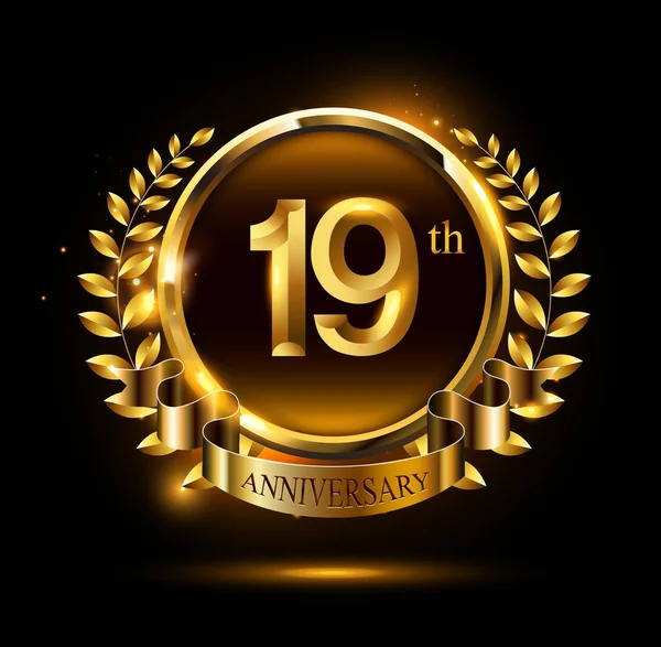 Logo Aniversario Oro Años Sobre Fondo Negro — Vector de stock