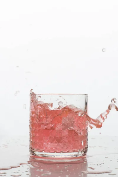 Glass Fresh Drink Splashes White Background Frozen Motion Trendy Color — Stock Photo, Image