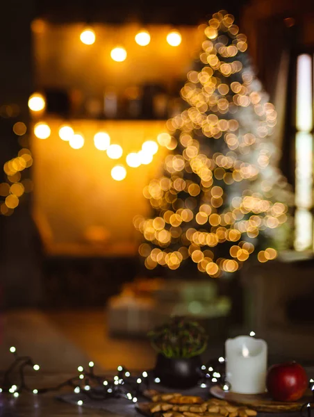 Fundo Natal Decorado Com Luzes Guirlandas Árvore Natal Casa Primeiro — Fotografia de Stock