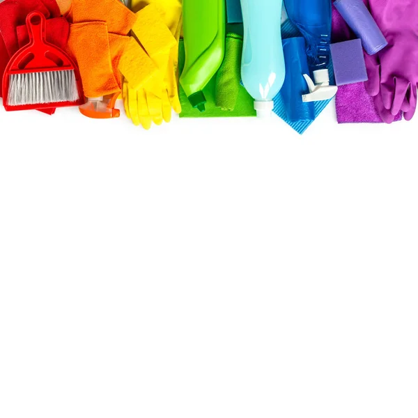 清洁产品和工具集彩虹颜色隔离在白色背景上 春季清洁的概念 文本的位置 顶视图 — 图库照片