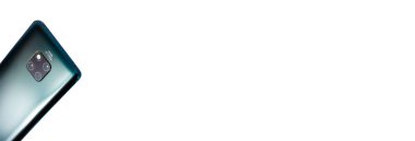 Moskova, Rusya Federasyonu - 24 Aralık 2018: Huawei-Mate 20 Pro,Emerald Green'den yeni akıllı telefon, beyaz arka planda izole edildi. Metin için yer.