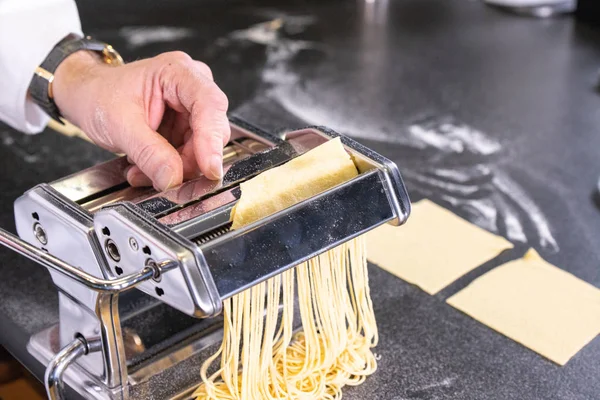 makarna makine şekillerde tagliatelle