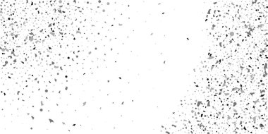 Beyaz arka planda gümüş simli konfeti.