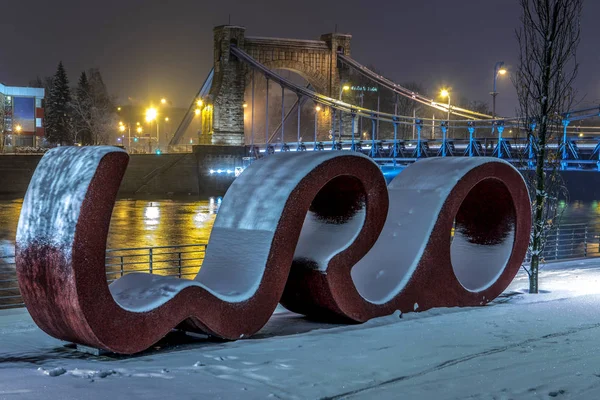 WRO landmark Bulvarı Grunwaldzki köprüsünde - Wrocaw, Polonya