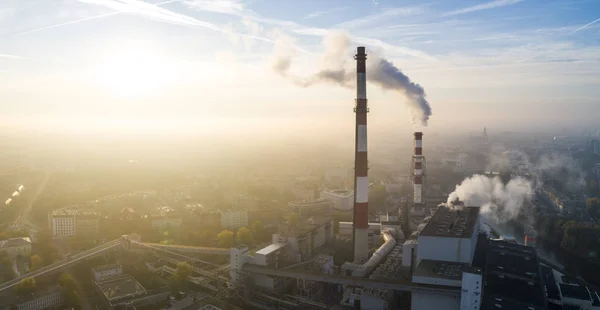 Vue Aérienne Smog Sur Ville Matin Cheminées Fumeur Usine Cogénération — Photo