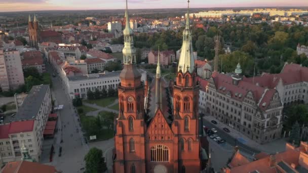 Flygdrönare Utsikt Över Katedralen Peter Och Paul Apostlarna Och Gamla — Stockvideo