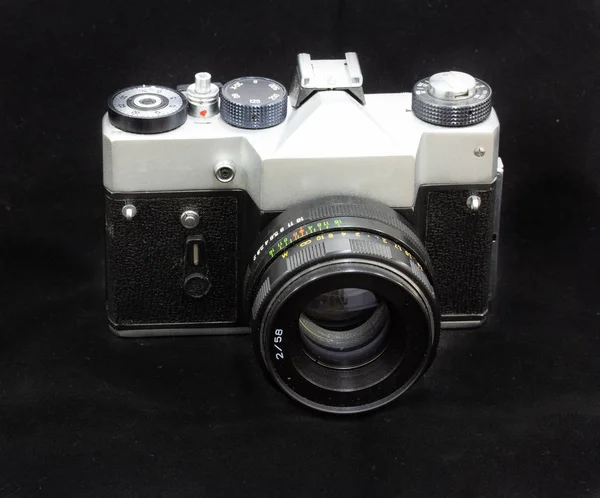 Die Analoge Slr Kamera Ist Hergestellt Der Ussr Wechselobjektiv — Stockfoto