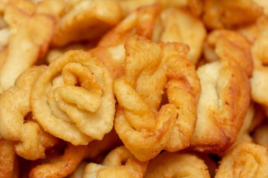 Çok sayıda bizden iki donut bakmak