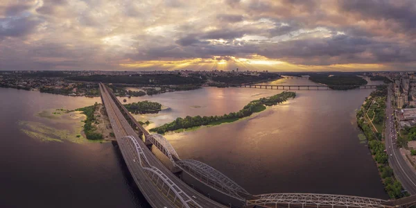 Kiev ponte vista aerea. Panorama — Foto Stock