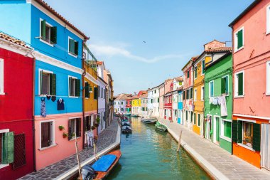Burano, Venedik, İtalya 'daki renkli evler