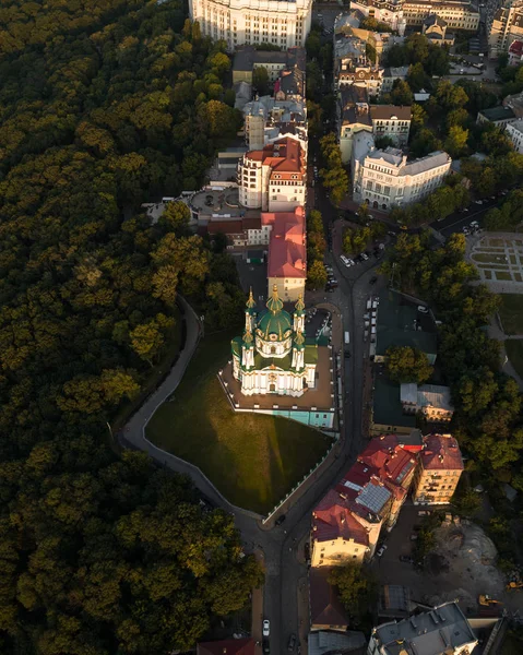 Панорама міста Києва з видом на річці Дніпро, історичні та промислових районів міста і лівого берега — стокове фото