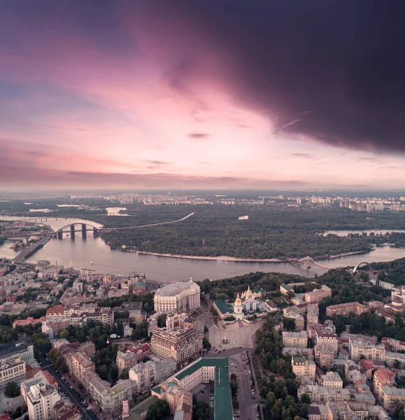 Sofievskaya Square och St Sophia-katedralen i Kiev, Ukraina — Stockfoto