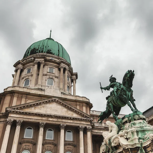 Budapest königliche Burg. Ungarn. — Stockfoto