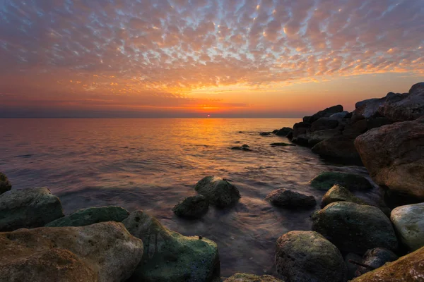 Vista de la costa de Turquía cerca de Antalya al atardecer — Foto de Stock