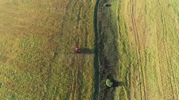 Gröda besprutning Flygfoto — Stockvideo