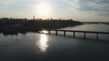 Kiev köprü havadan görünümü