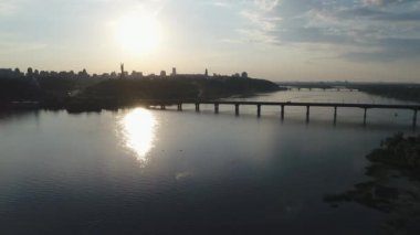 Kiev köprü havadan görünümü