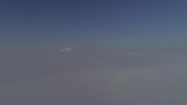 Вид з Московського мосту в Києві в густий туман, 4 к відео. Московський міст — стокове відео