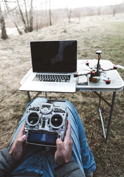 FPV Drone pilot. — Stockfoto