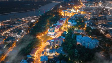 Akşam Kiev, Ukrayna. Havadan görünüm