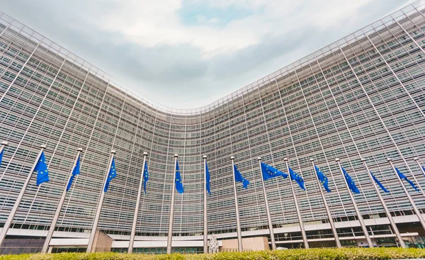 Hoofdkantoor van de Europese Commissie in Brussel, België . — Stockfoto