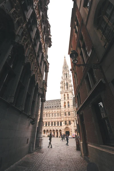 Ayuntamiento en la Grand place, Bruselas, Bélgica — Foto de Stock