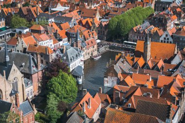 Bruges, Belçika fotoğraflar için ünlü turistik yer. Havadan görünüm, Belfort kulesinden görünüm.