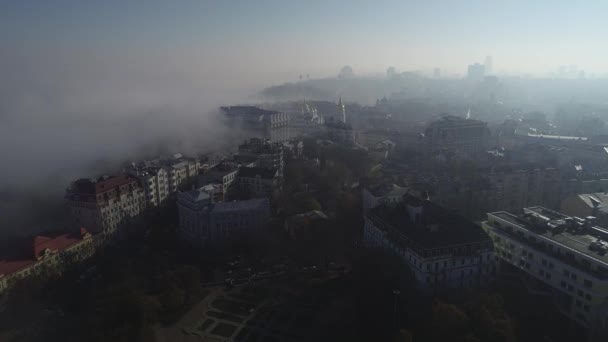 Panorama of Kiev in the fog at dawn, Ukraine, 4k video, drone footage — Stock Video