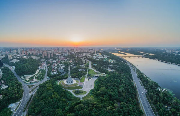 Panorama av kiev — Stockfoto