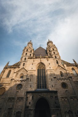Viyana 'nın merkez meydanında Saint Stephens Katedrali, Avusturya