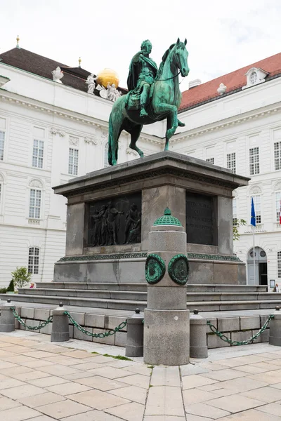 Österreichische Nationalbibliothek in Wien, Österreich — Stockfoto