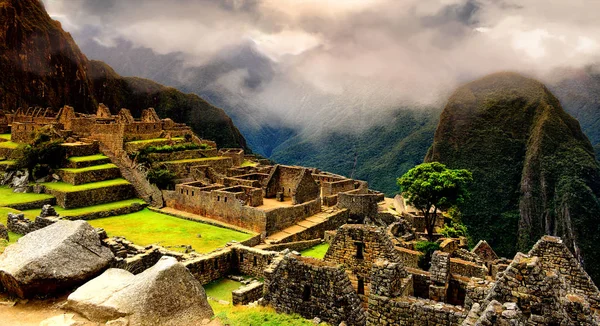 Древній Перуанський місто Мачу-Пікчу — стокове фото