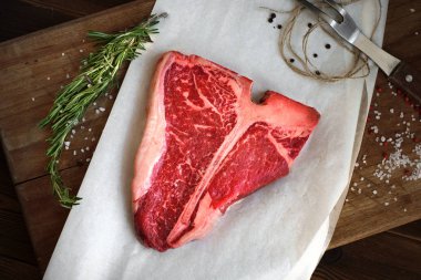 Ham t kemik biftek biftek masada Başbakan