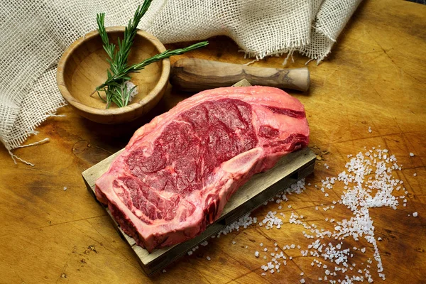 Striploin steak dry věku hovězího masa — Stock fotografie