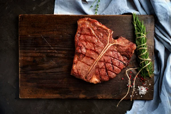 T-csontmarha steak — Stock Fotó