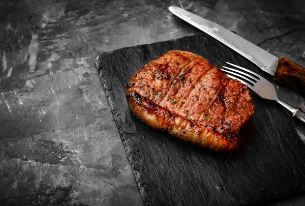 Grilled Chuck roll beef steak on a stone background — Stock Photo, Image