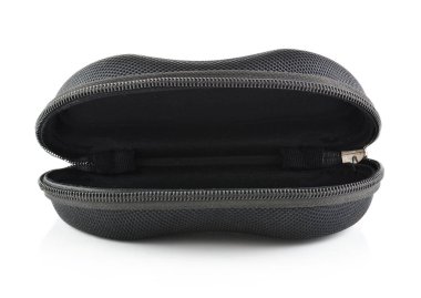 Beyaz arka planda siyah göz gözlük kutusu